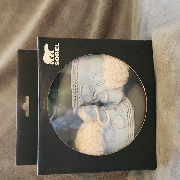 NWT Sorel Caribootie size 2 - Picture 7 of 8